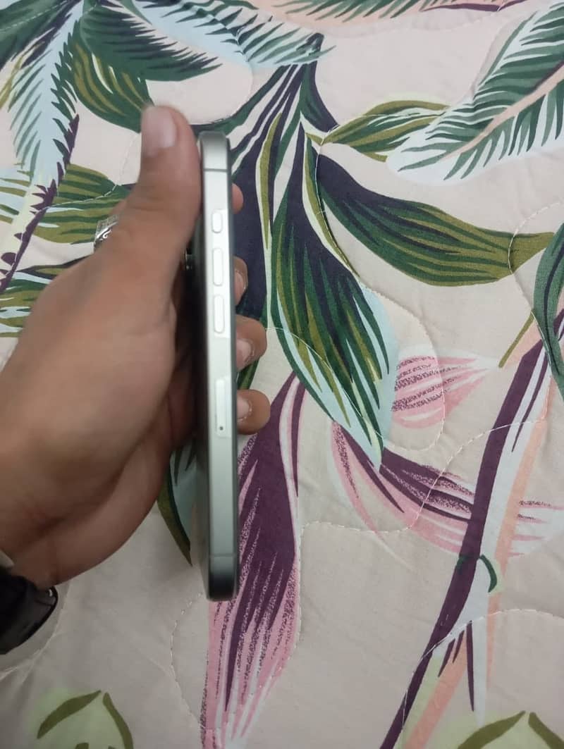 Apple iPhone 15 Pro 256 4