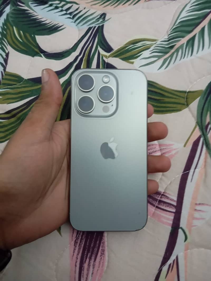 Apple iPhone 15 Pro 256 7