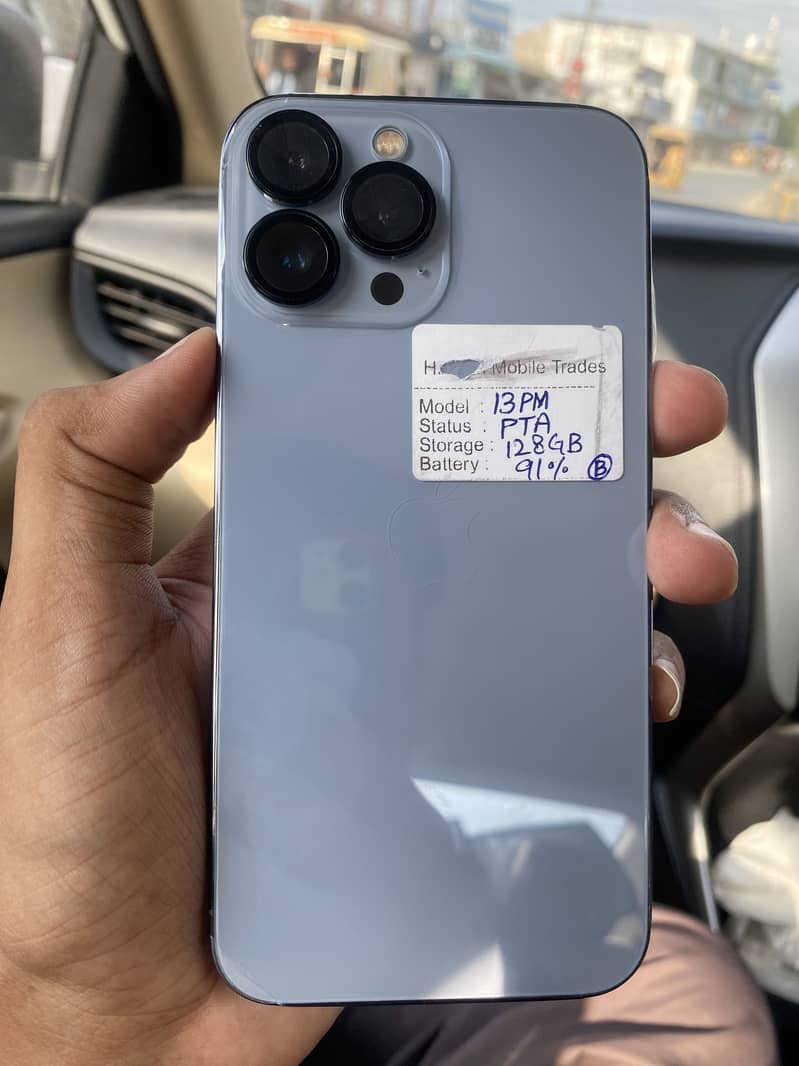 Apple iPhone 13 Pro Max 1