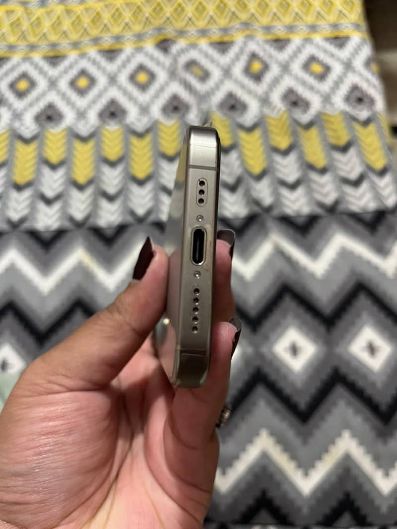iphone 15 pro jv 2