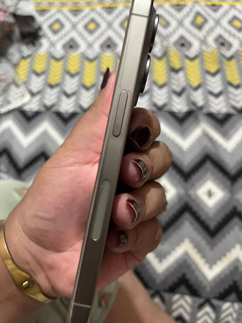 iphone 15 pro jv 3