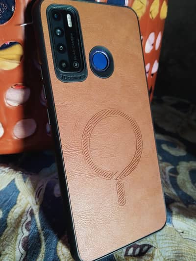 Tecno Lc8, 8/128, 6000mah battery
