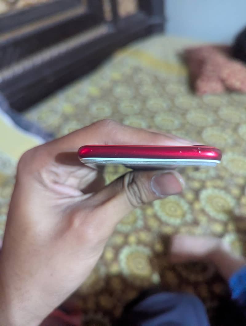 Apple iPhone 7 4