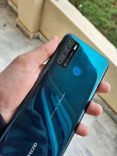 Tecno Pouvoir 4 Pro