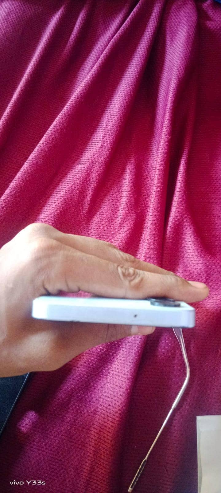 Samsung Mobile A06 3