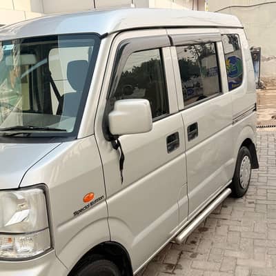 Suzuki Every 2013