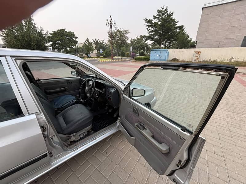 KIA Classic 2002 7