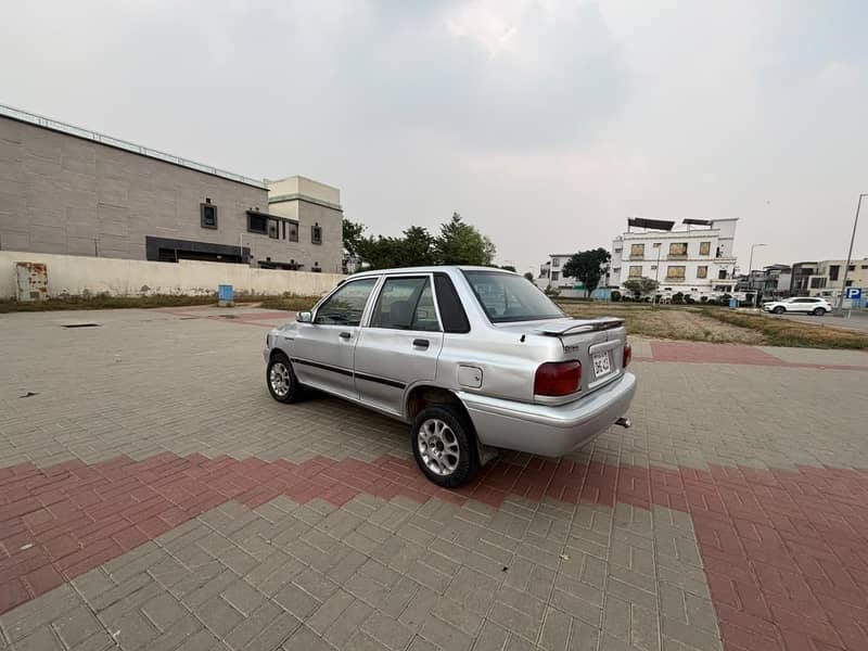 KIA Classic 2002 9