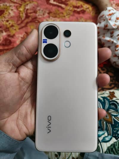 Vivo V60