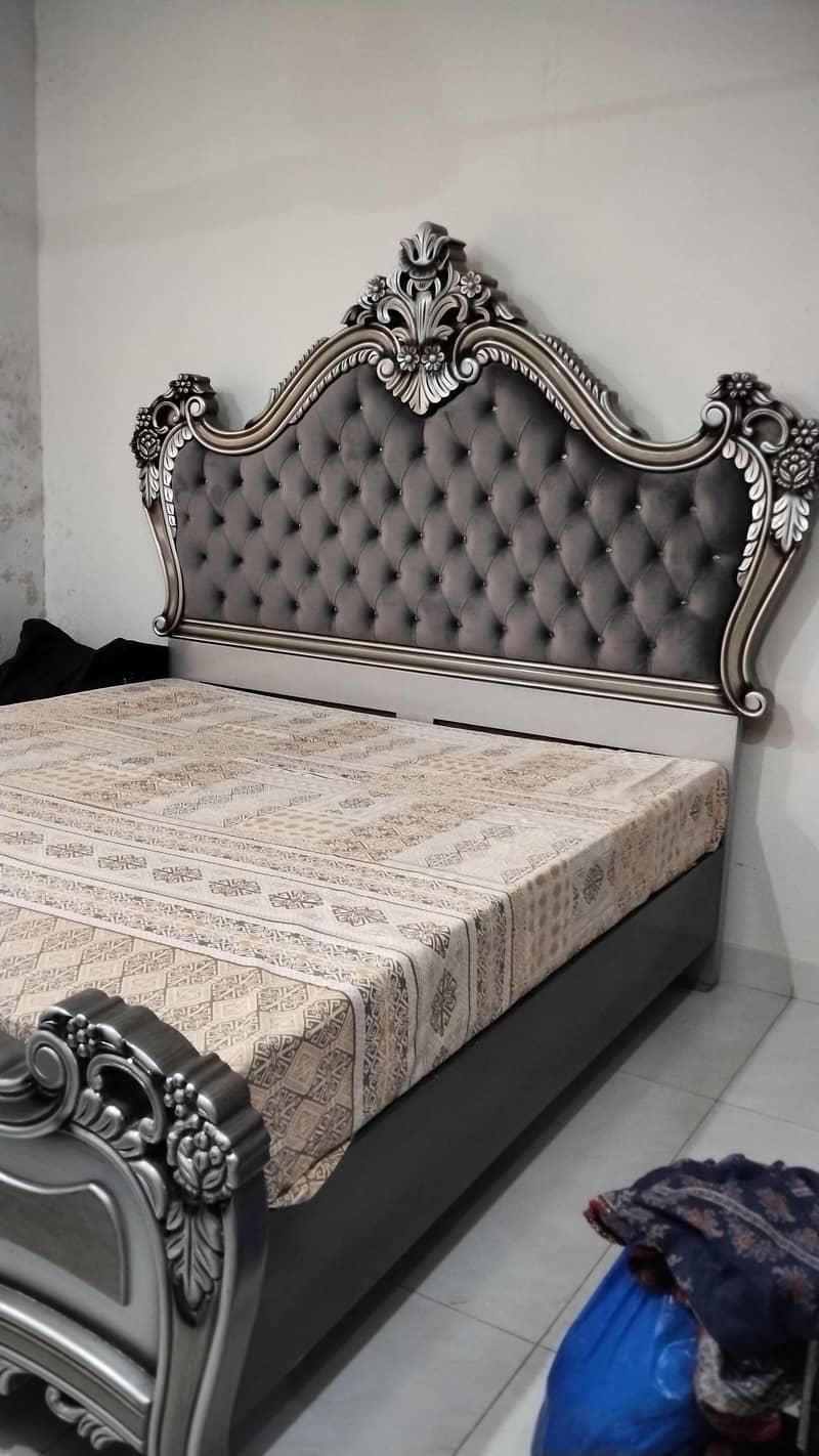 grey bed set 2