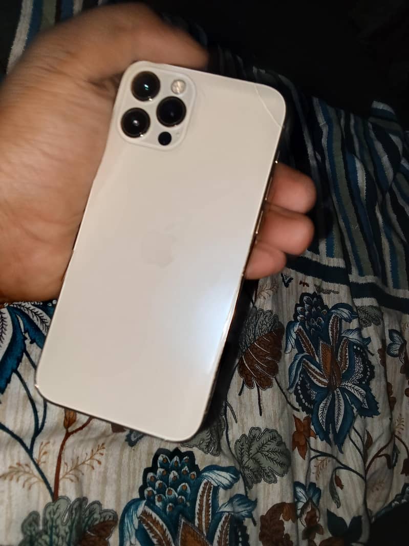Apple iPhone 12 Pro 0