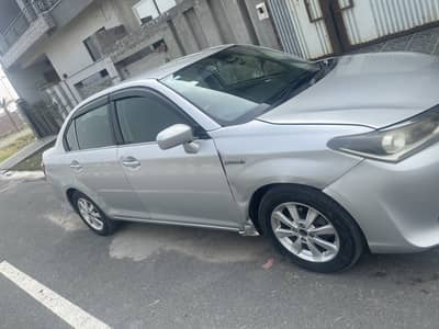 Toyota Corolla Axio 2016