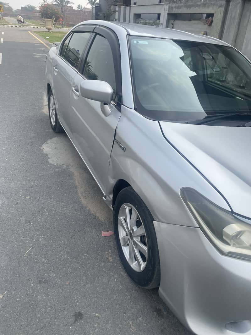 Toyota Corolla Axio 2016 1