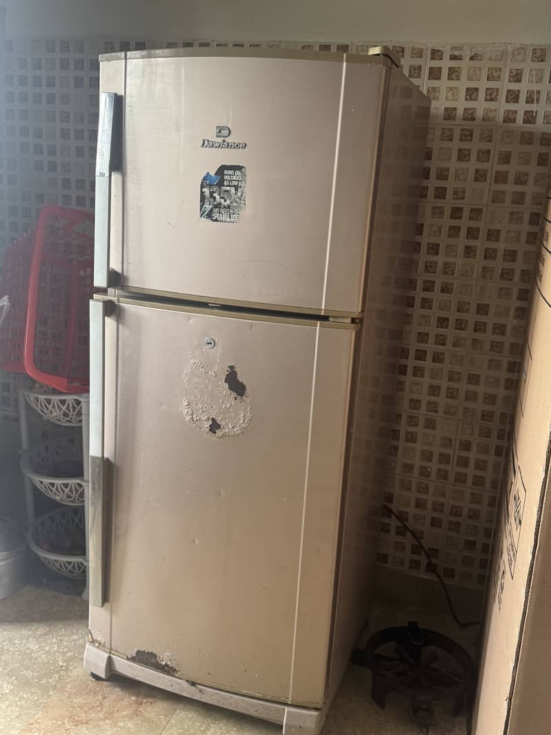 Dowlance refrigerator 0