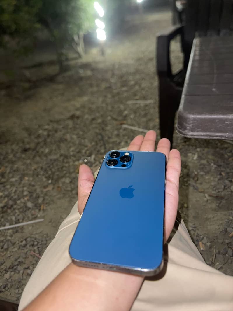 Apple iPhone 12 Pro Max 2