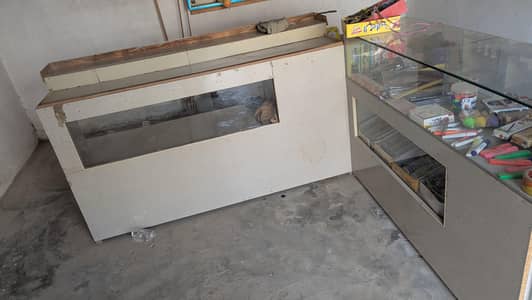 shop almari and counter