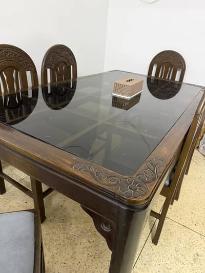 6 chair Dining table for sale