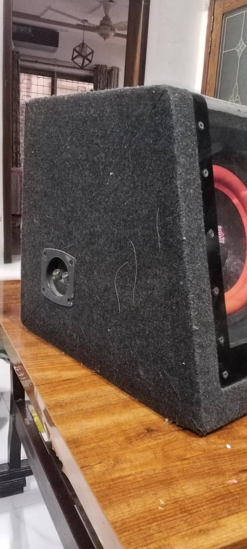 subwoofer basetube 2