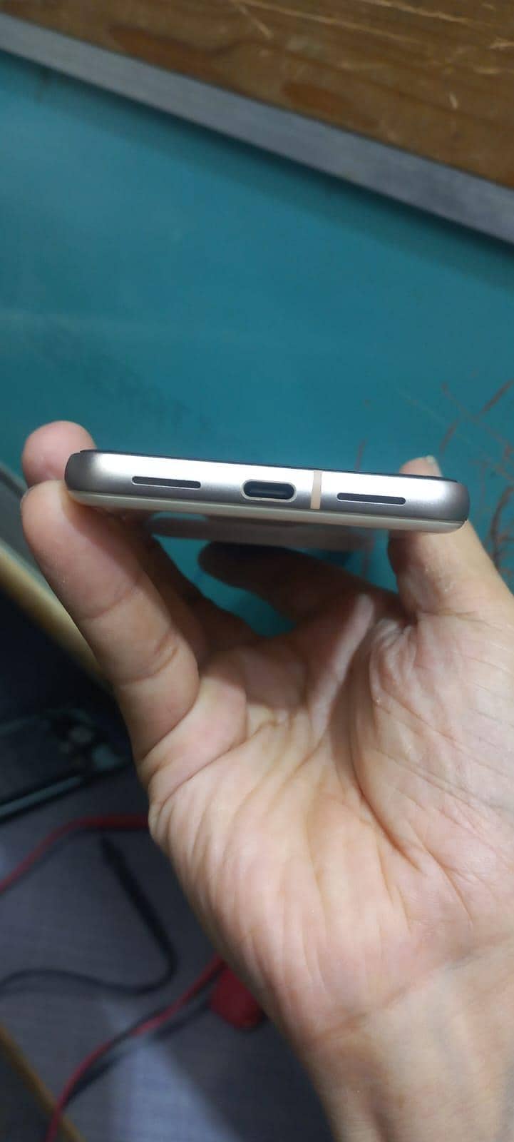 Google Pixel 8 5