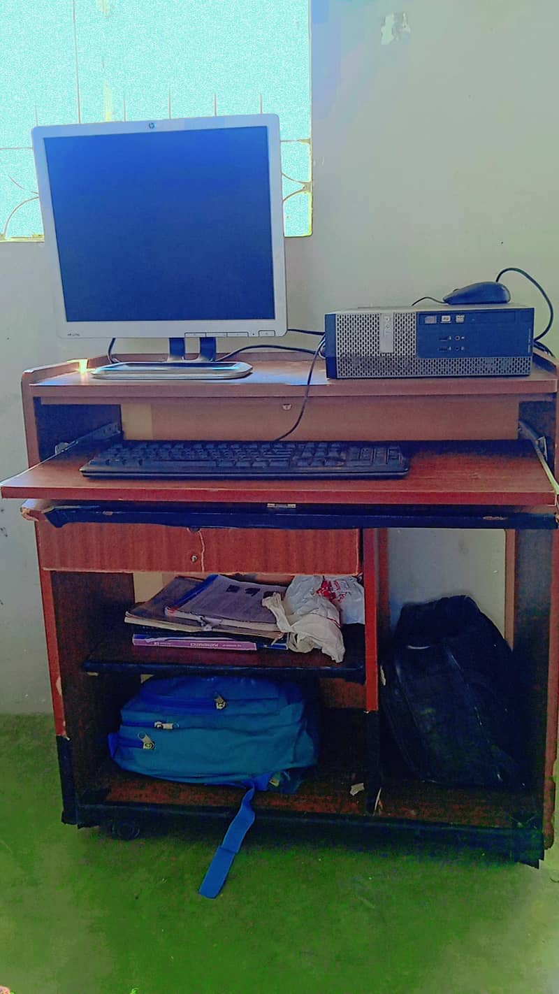 computer table and chairs 2