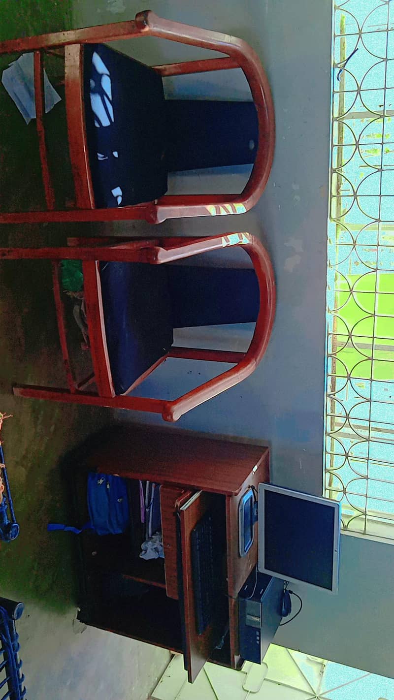 computer table and chairs 6