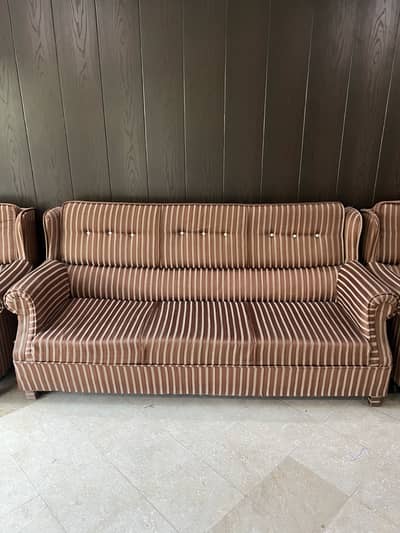 Brown Sofa Set – 3-Seater + 2 Single-Seaters