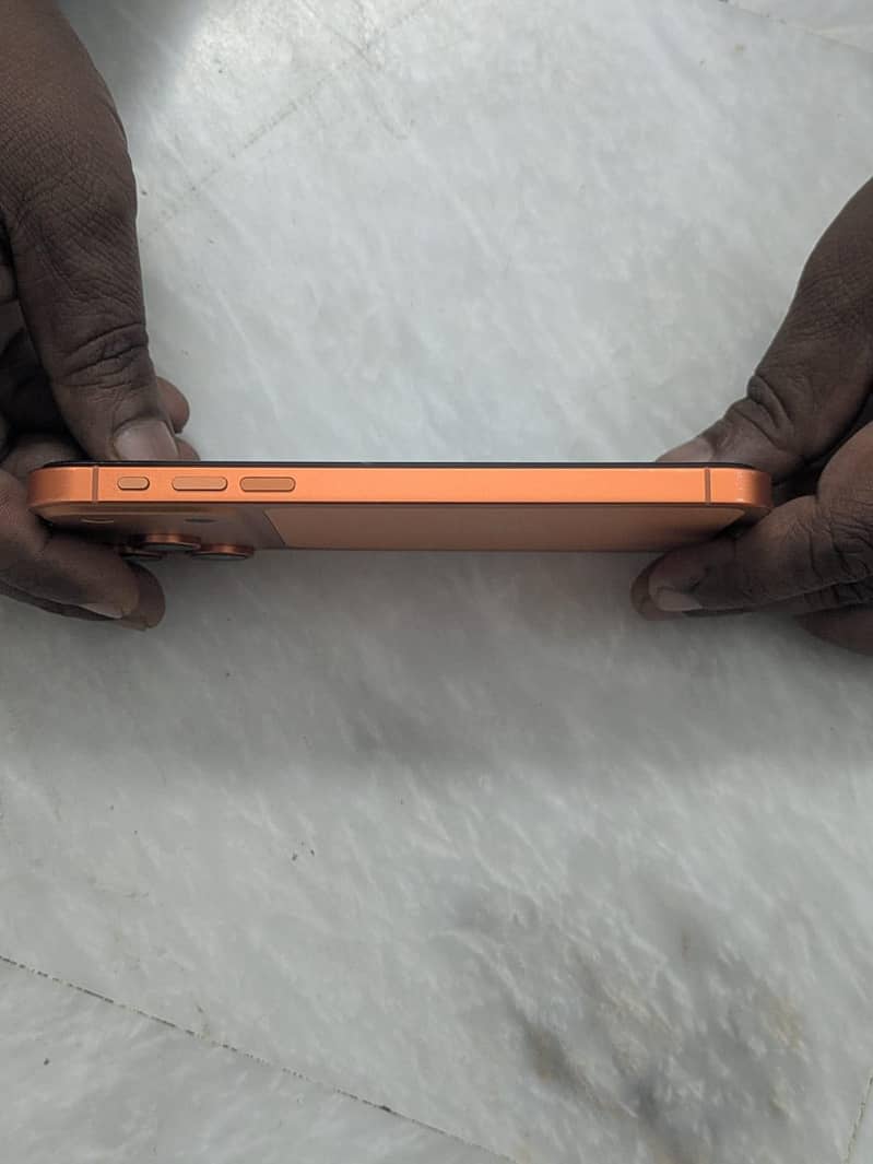 Apple iPhone XR 3