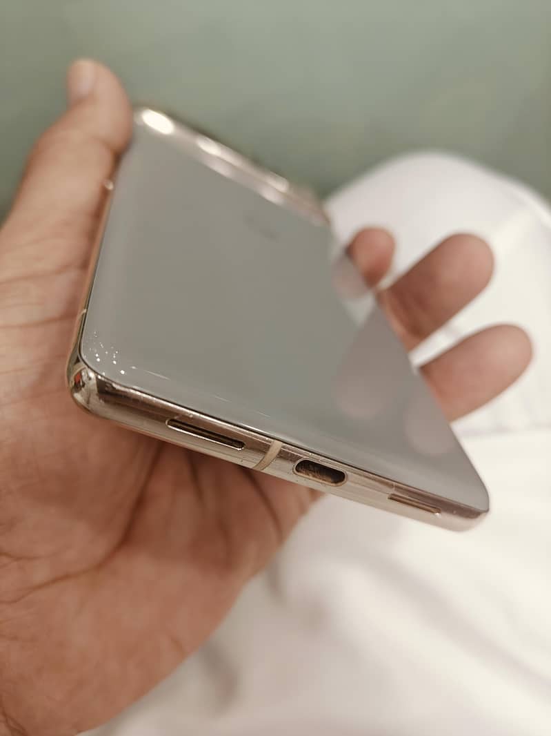 Google Pixel 7 Pro 4