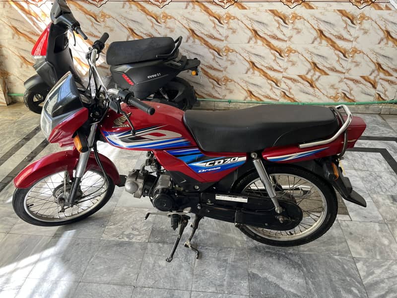 Honda CD 70 Dream 2019 Model 3