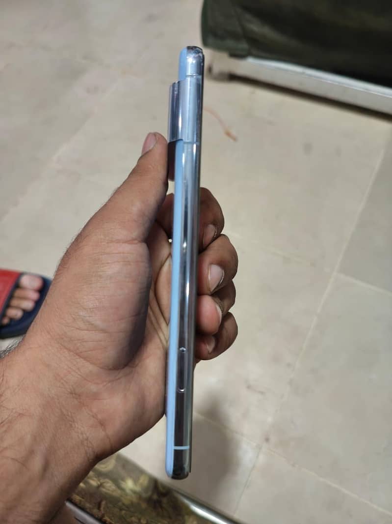 Google Pixel 8 Pro 4