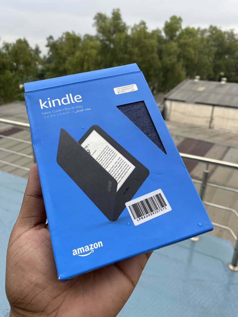 Kindle 11 generation basic flip cover 3