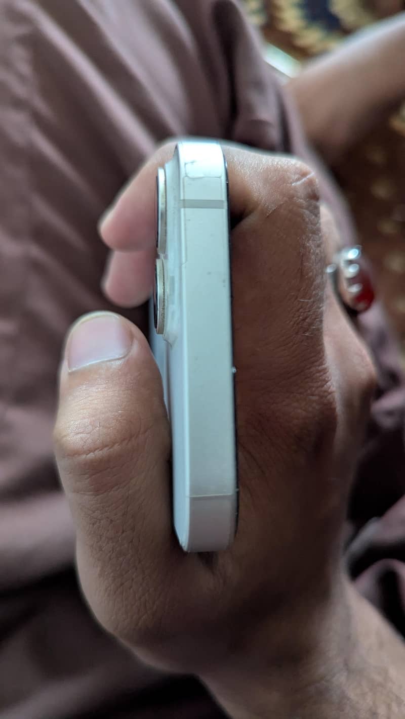 Apple iPhone 14 1