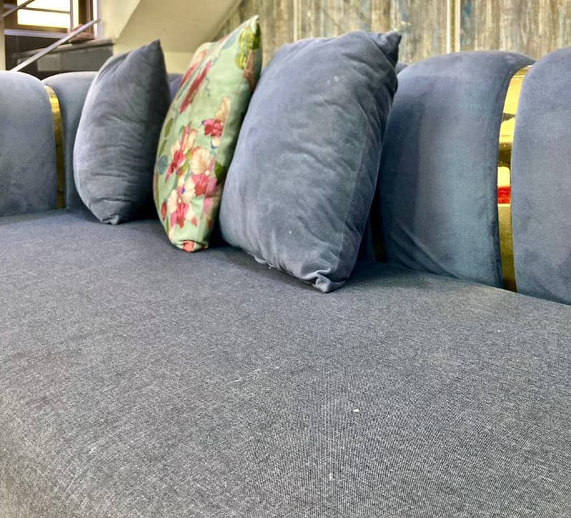 L shaped sofa 0