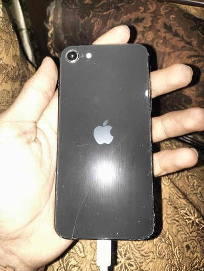 Apple iPhone SE