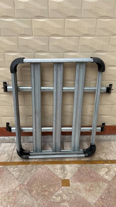 Car roof rack
