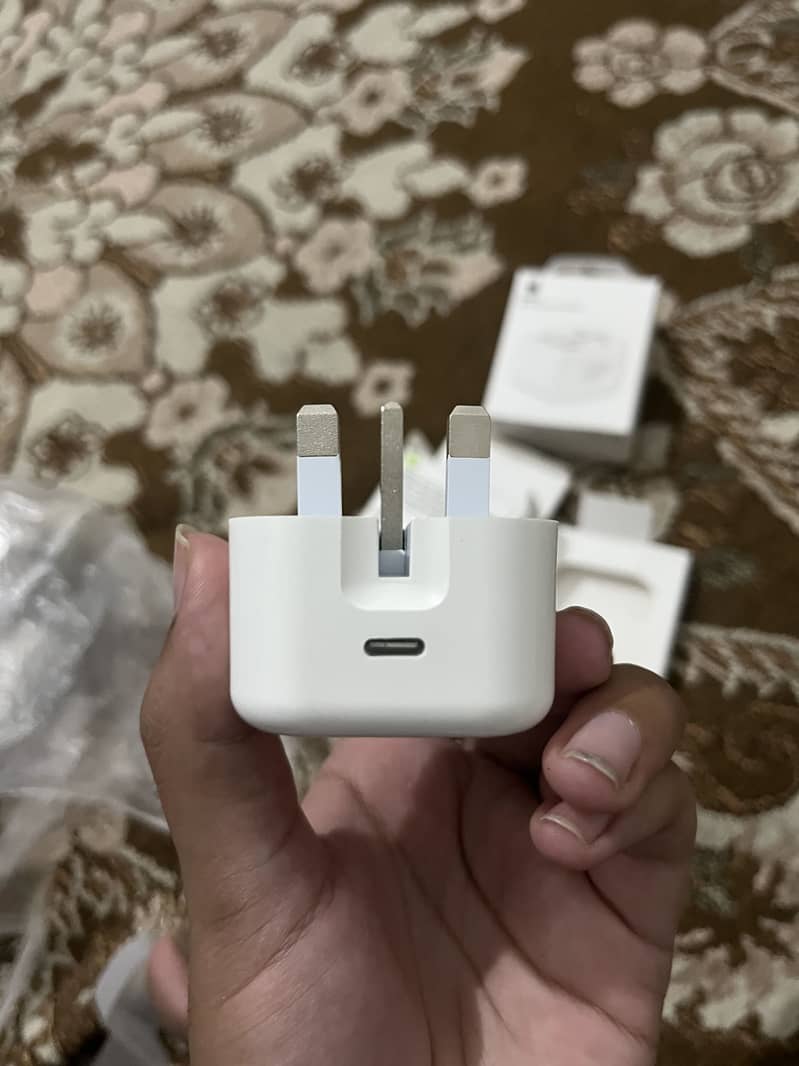 20W Apple Adapter 3
