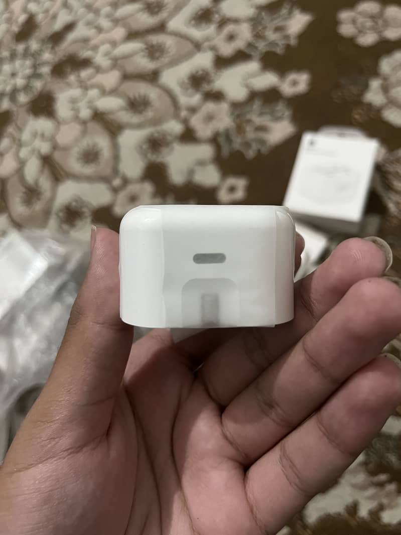 20W Apple Adapter 5