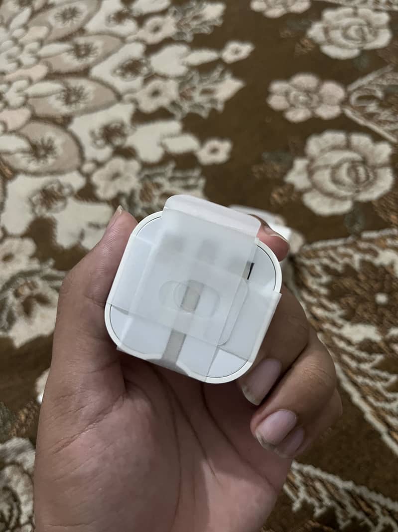 20W Apple Adapter 6