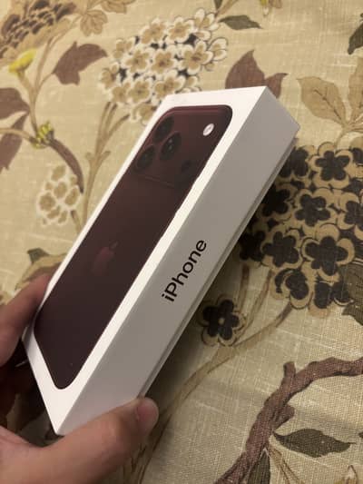 Brand New iPhone 18 Pro 256GB (Burgundy) – Unactivated US Model