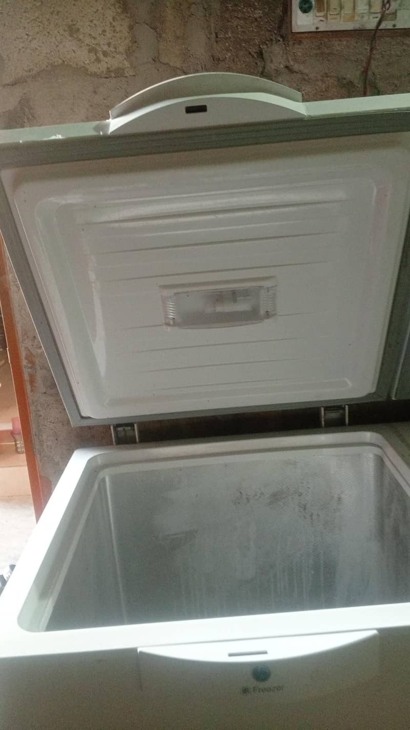refrigerator 1