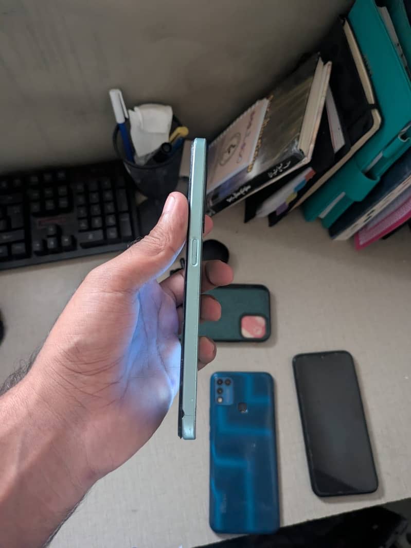 OPPO A57 3