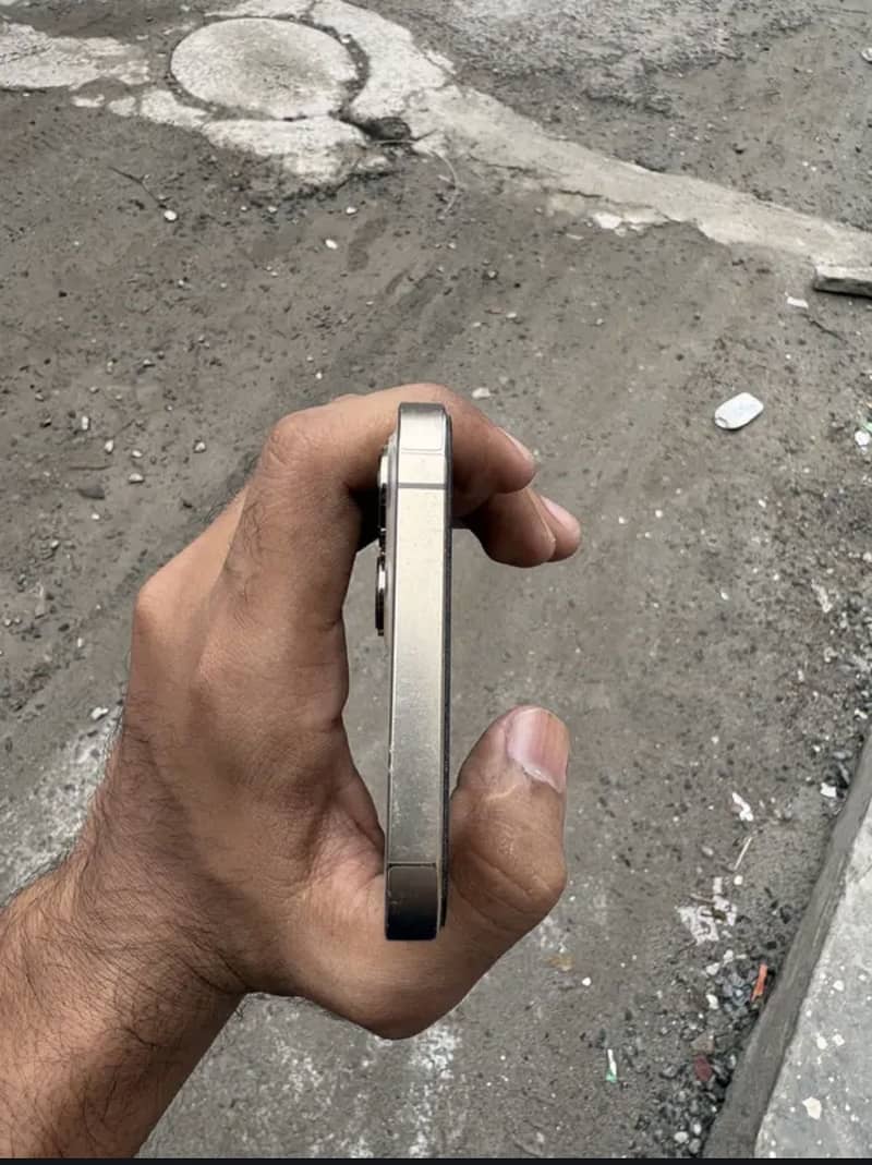Apple iPhone 12 Pro Max 8