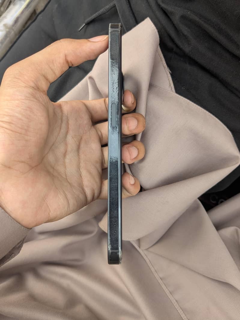Nothing Phone 2a 8