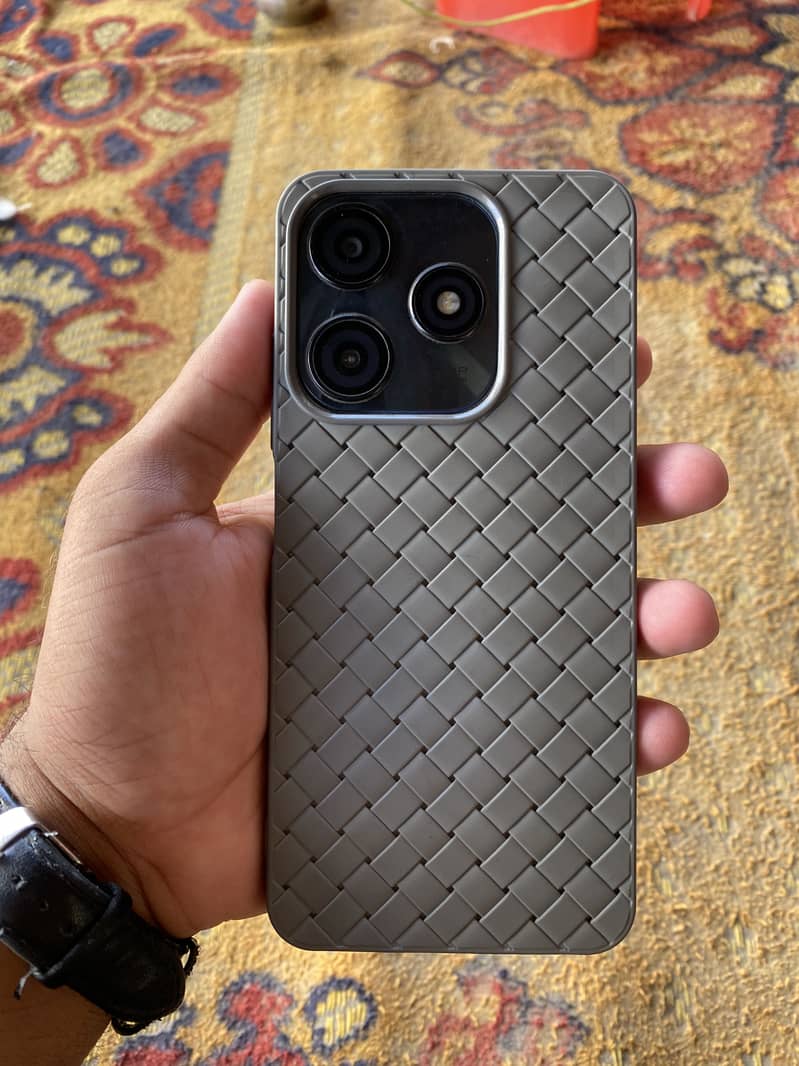 Tecno Spark 10C 3