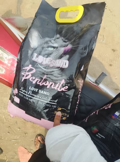 Love Sand Bentonite Cat Litter – Best Price