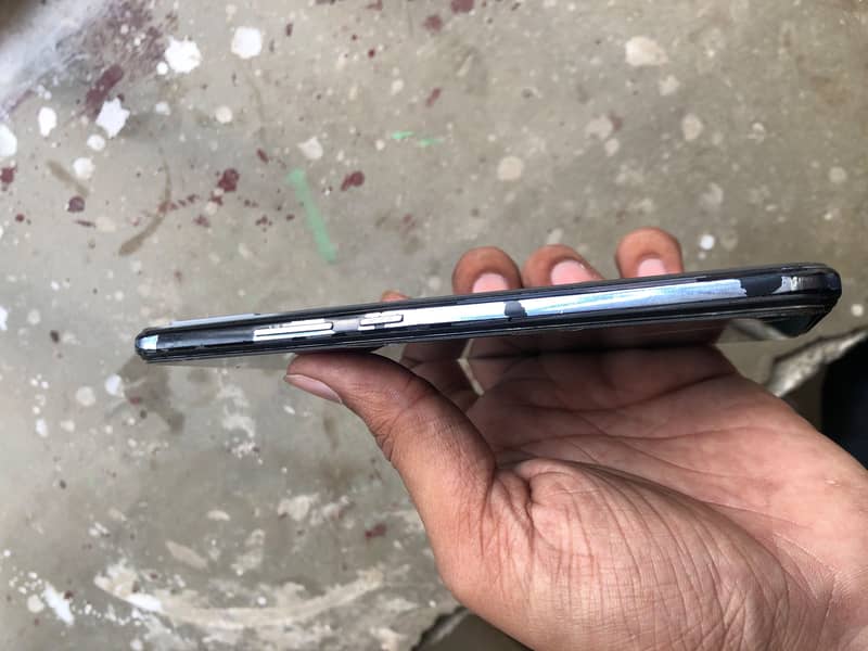 Vivo V21 5