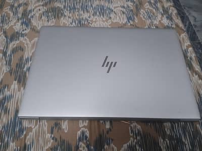 HP AMD RYZEN 7 probably 2700u 16GB ram, 256 with 1GB graphics card
