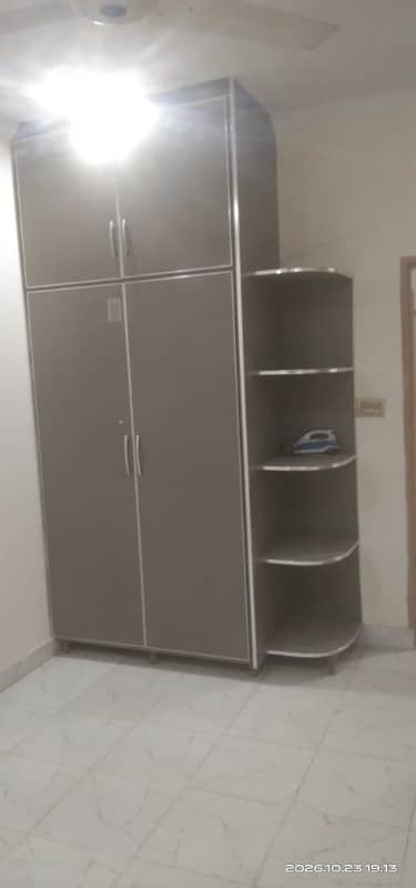 3 MARLA ROOM LIKE NEW FOR FEMALES