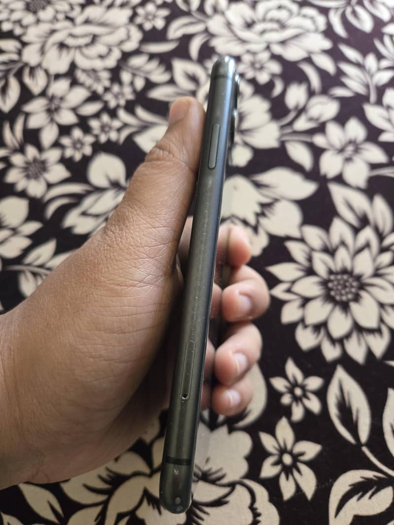 Apple iPhone 11 1