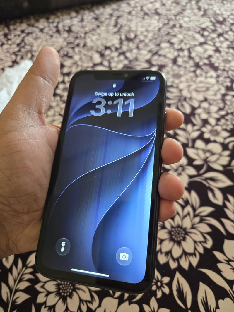 Apple iPhone 11 7